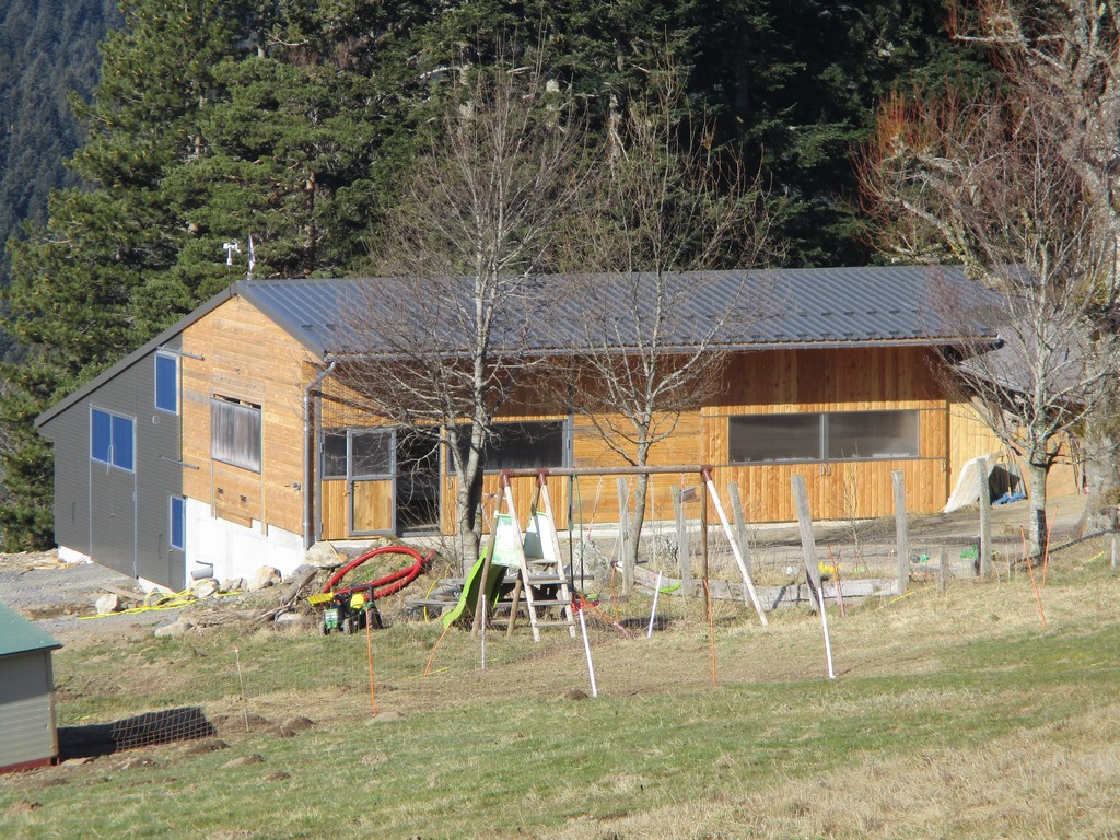Maison en bois Yssingeaux (43) — maison ossature bois en bord de forêt en montagne